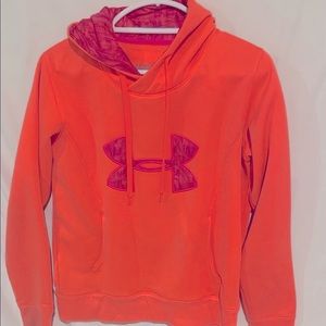 Under armour sweatshirt